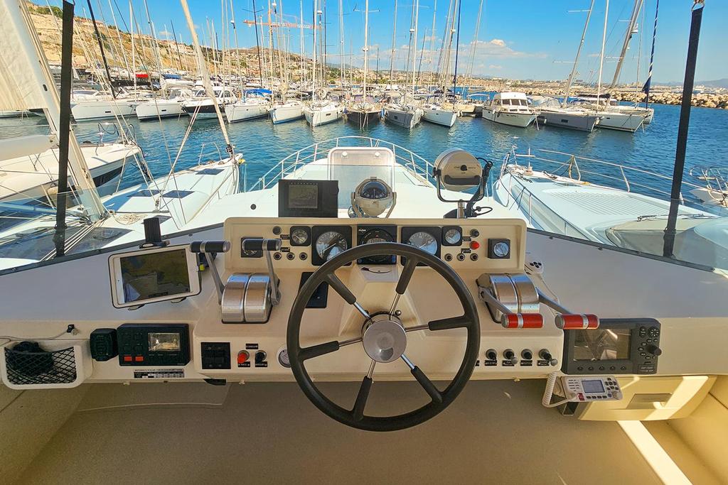 Guy Couach 1501 <br>1990 - Image 24