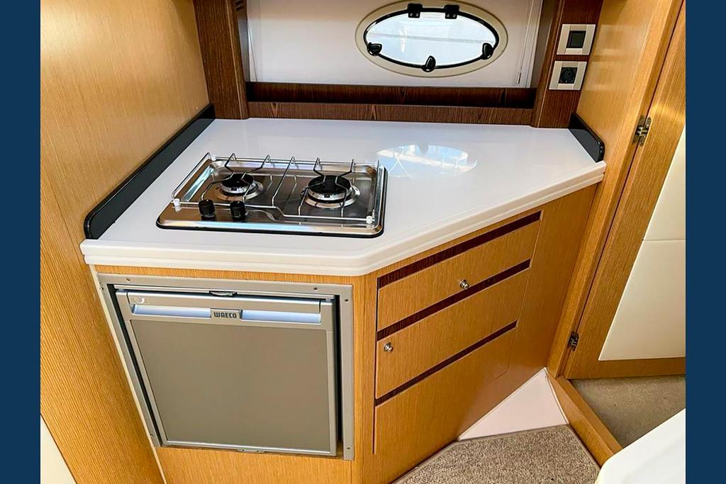 Elan Power Yacht 30 <br>2016 – Image 9