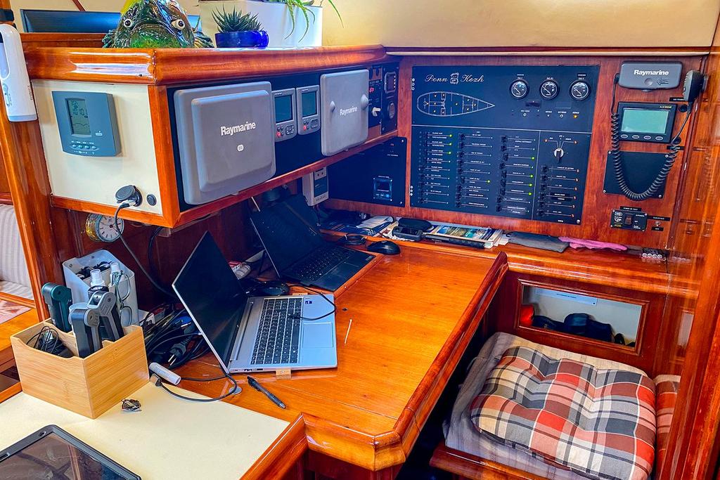 Alumarine 55 <br>1998 – Image 22