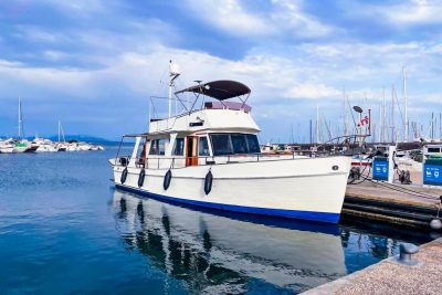 motor occasion Grand Banks 42 Europa -1980