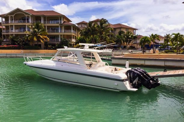 A vendre Intrepid 390 Sport Yacht 2010