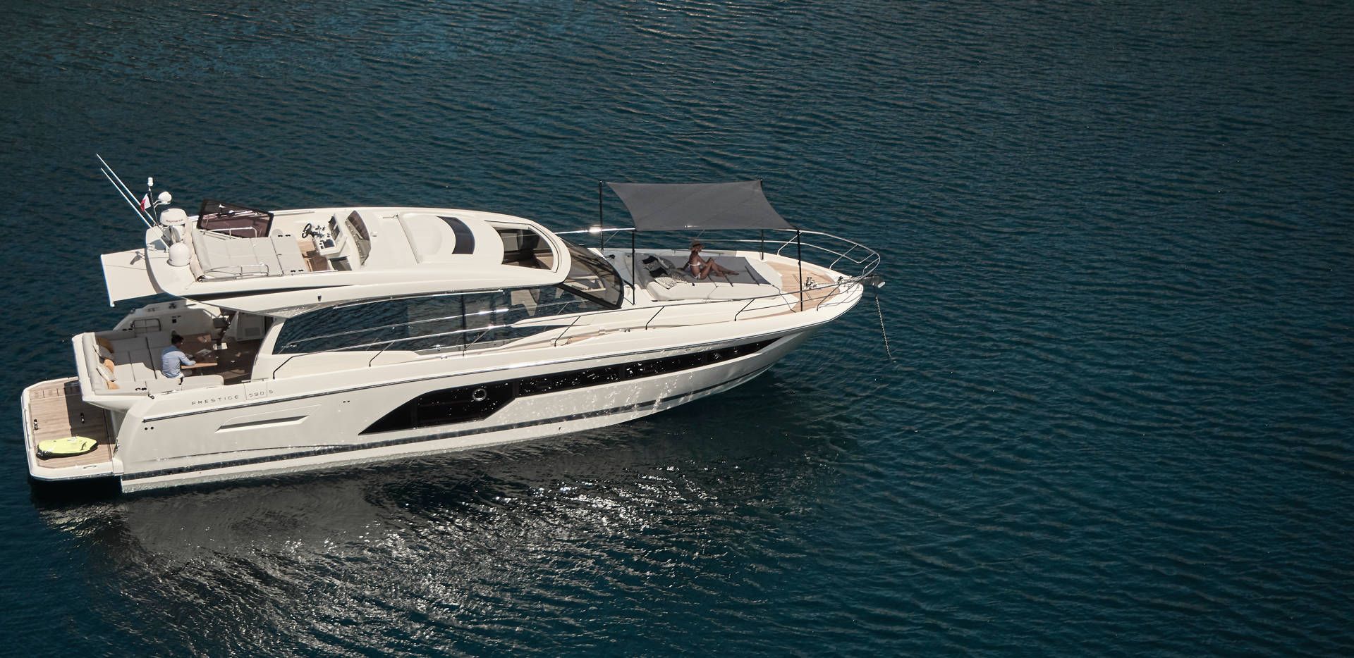 Prestige Yachts 590S