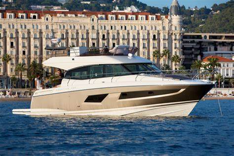 Prestige 420 F-Line