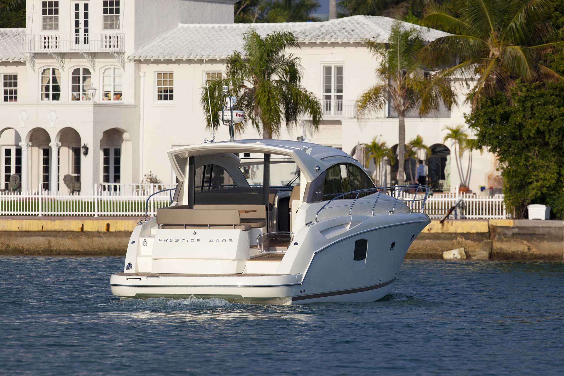 Prestige Yachts 440S
