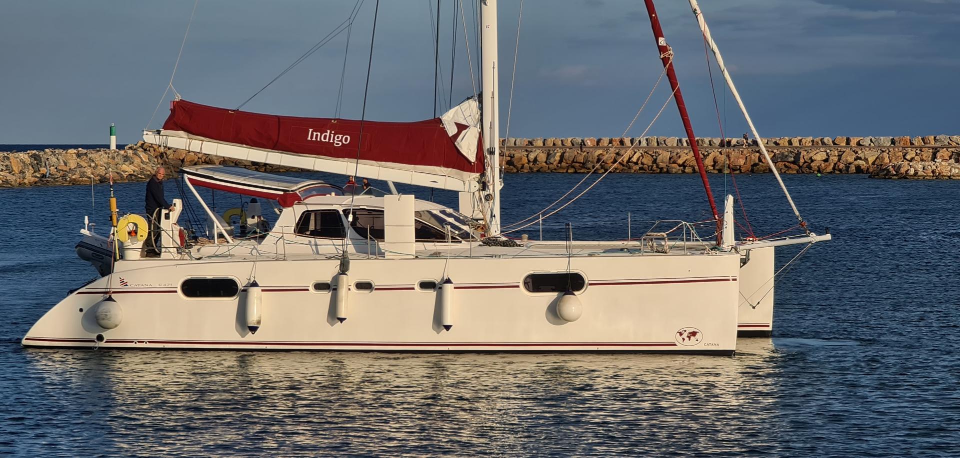 Catana 471