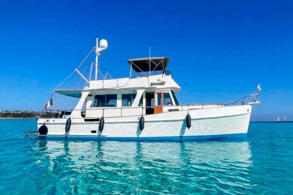 Buying a Classic Yacht Buying a Classic Yacht