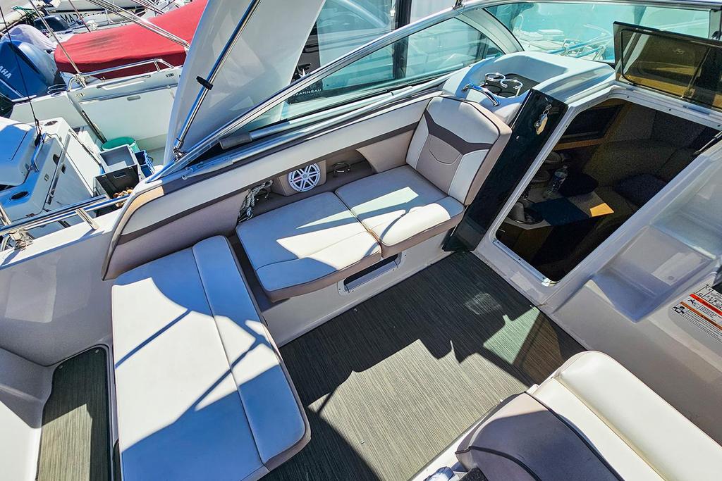 Four Winns Vista 255 <br>2018 – Image 8