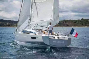 Pilot Saloon 42